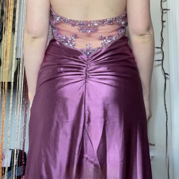 EVENING GOWN - Picture 4 of 10